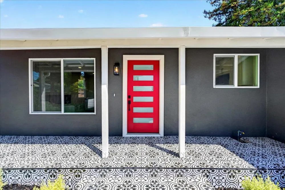 2831 Monroe Street Santa Clara, CA 95051