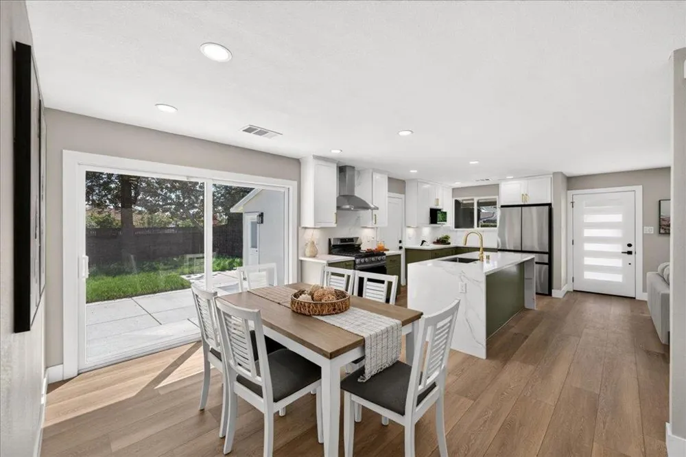 2831 Monroe Street Santa Clara, CA 95051