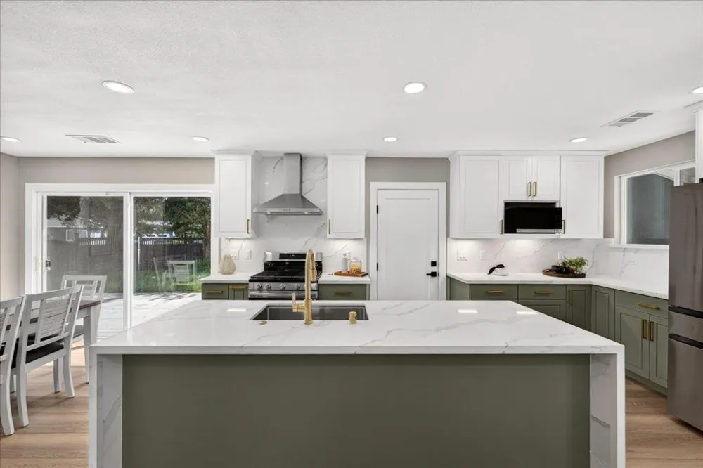 2831 Monroe Street Santa Clara, CA 95051