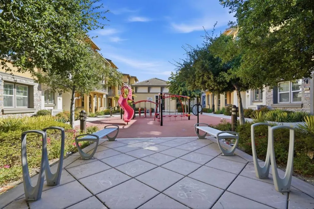 113 Lemmon Terrace Sunnyvale, CA 94086