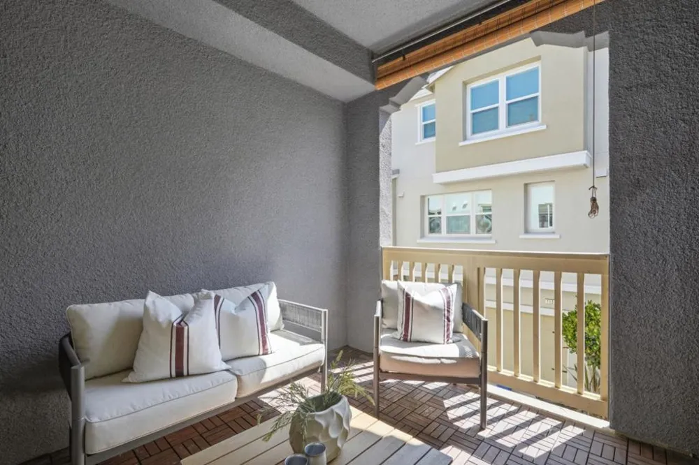 113 Lemmon Terrace Sunnyvale, CA 94086