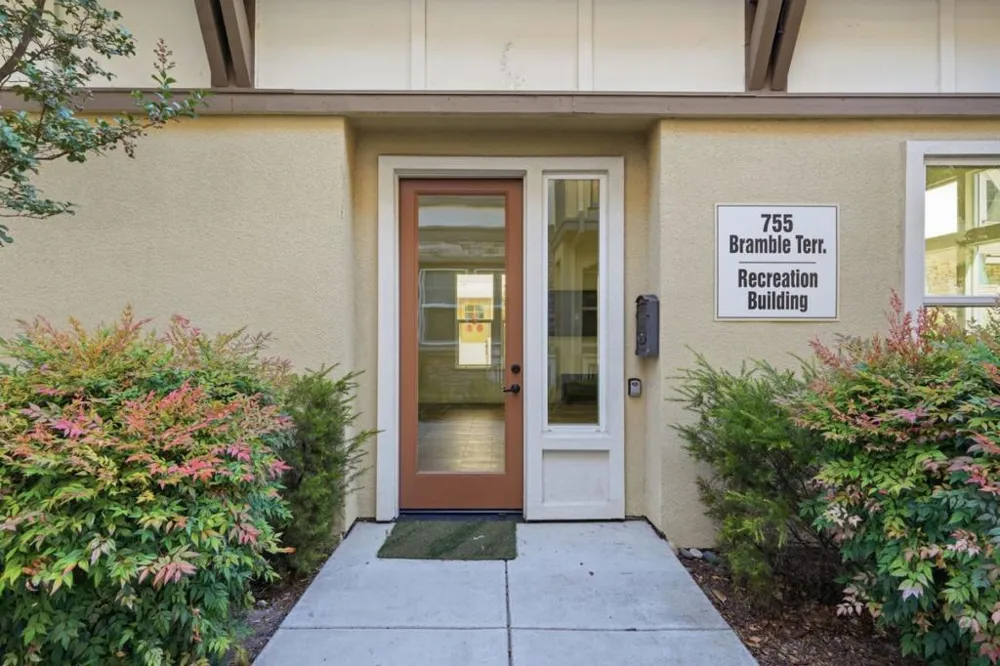 113 Lemmon Terrace Sunnyvale, CA 94086