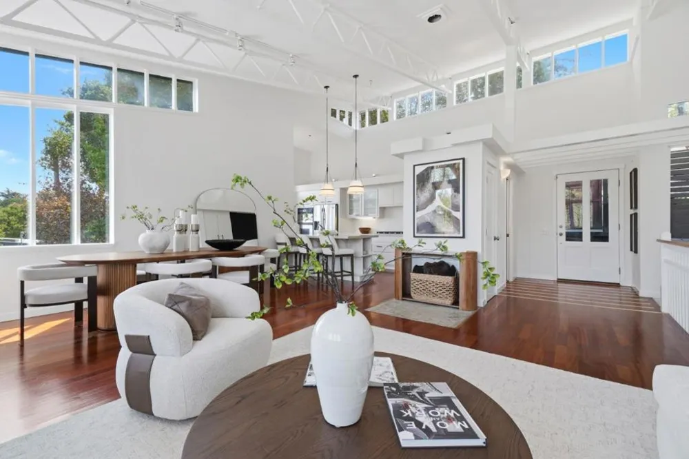 527 Lake Boulevard Redwood City, CA 94062