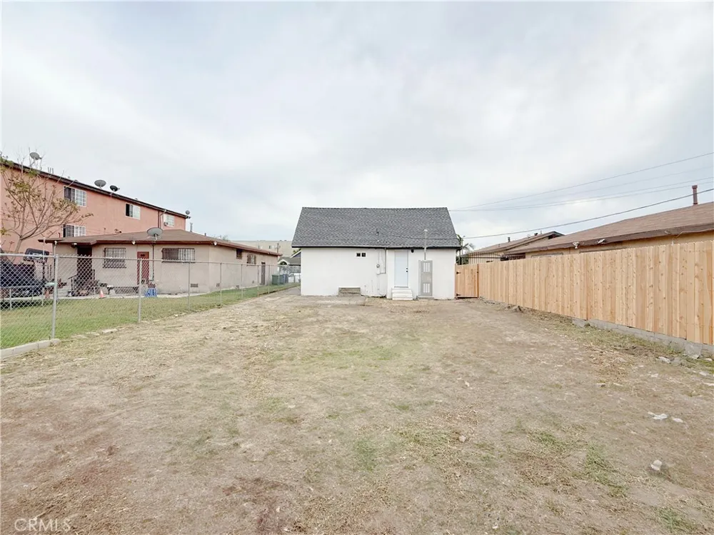 445 E 119th Street Los Angeles, CA 90061