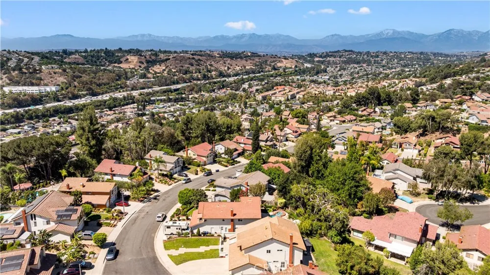 20920 Running Branch Road Diamond Bar, CA 91765