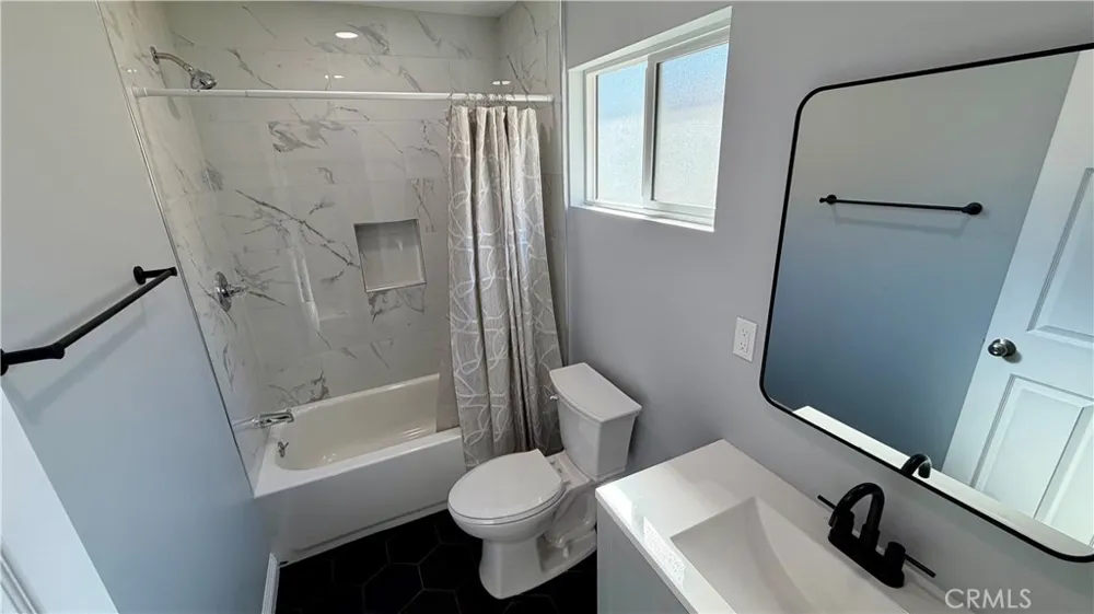 10826 El Rey Whittier, CA 90606