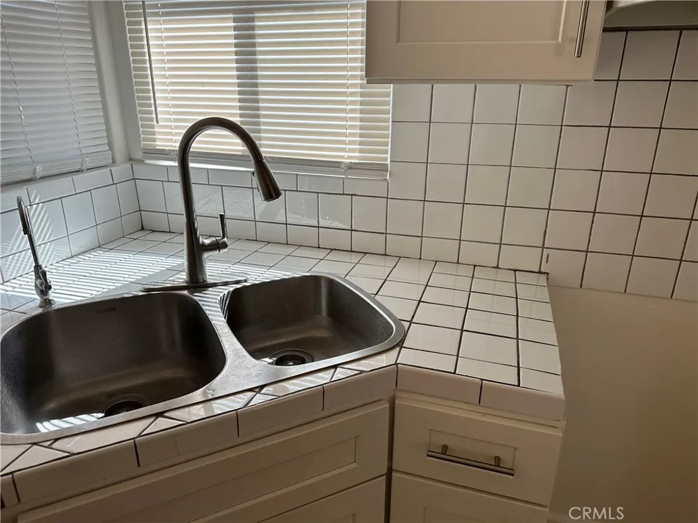 10826 El Rey Whittier, CA 90606