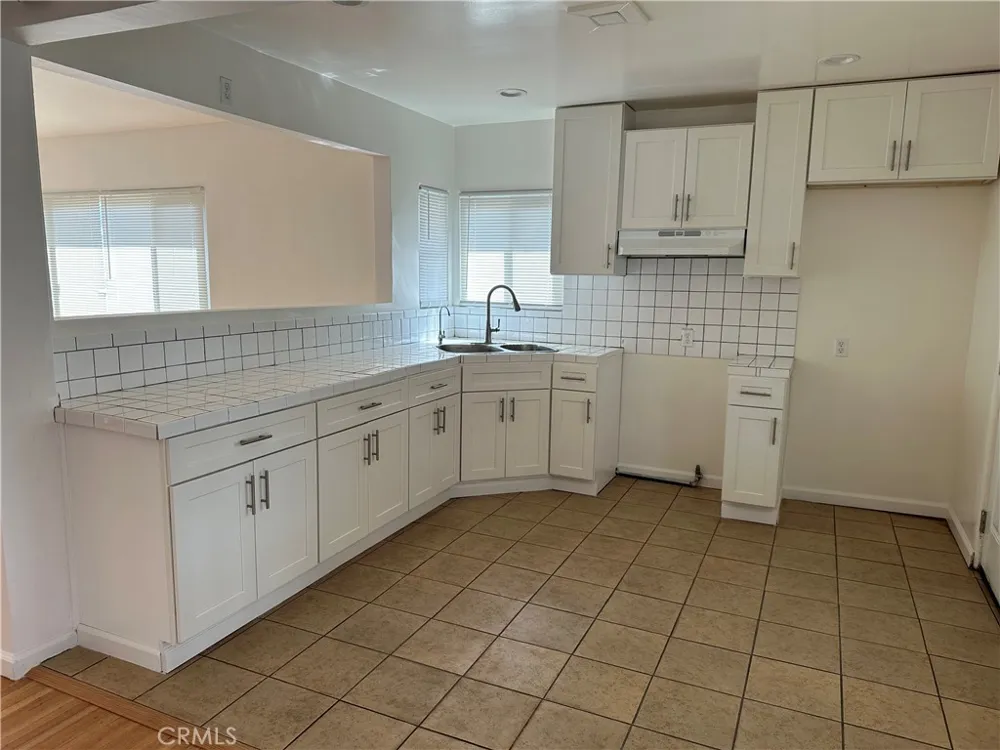 10826 El Rey Whittier, CA 90606