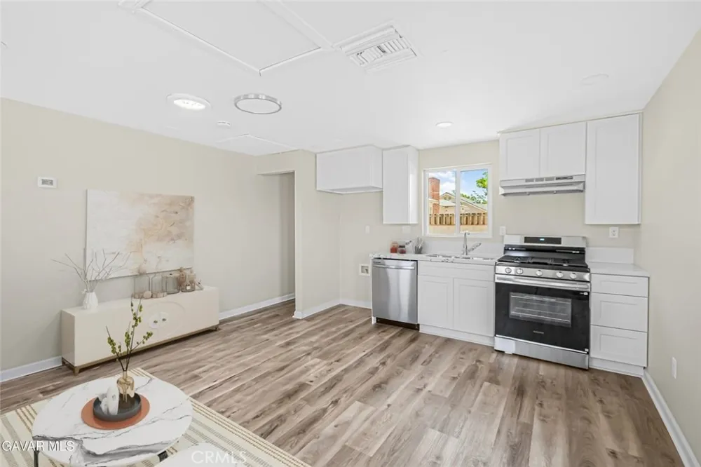 44503 Fern Avenue Lancaster, CA 93534