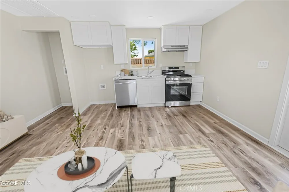 44503 Fern Avenue Lancaster, CA 93534