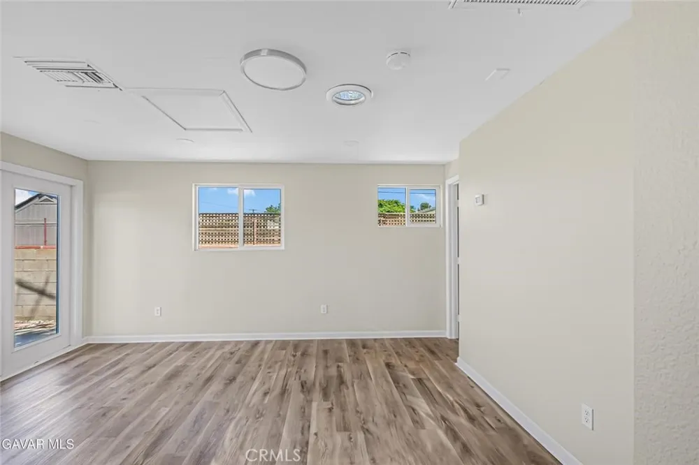 44503 Fern Avenue Lancaster, CA 93534