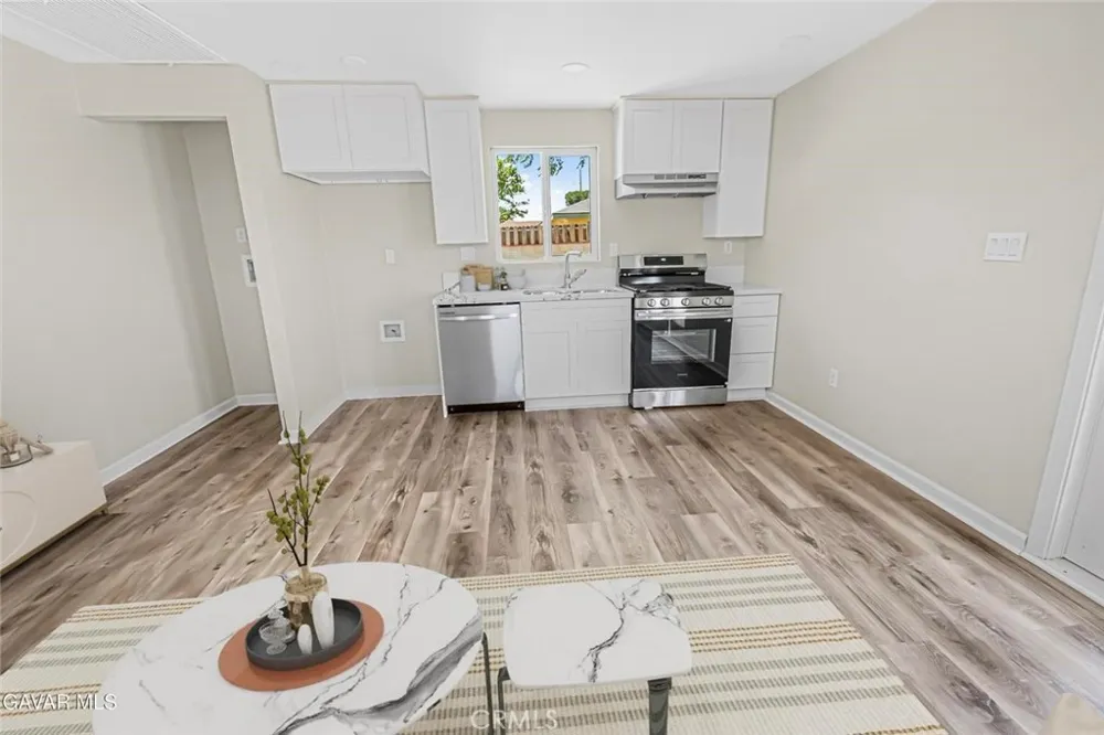 44503 Fern Avenue Lancaster, CA 93534