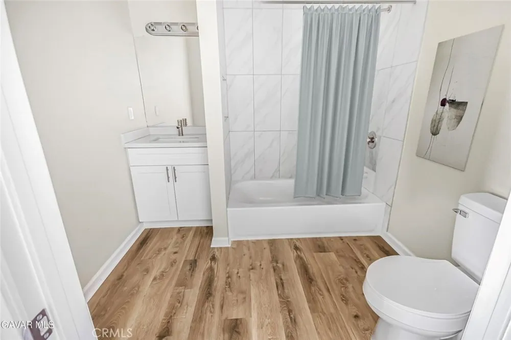 44503 Fern Avenue Lancaster, CA 93534