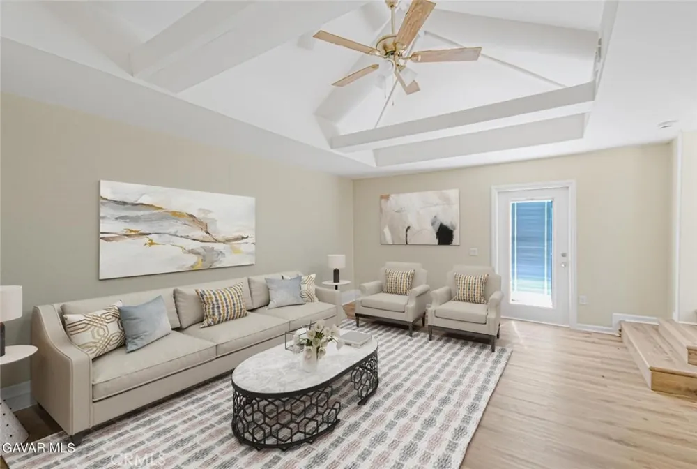 44503 Fern Avenue Lancaster, CA 93534