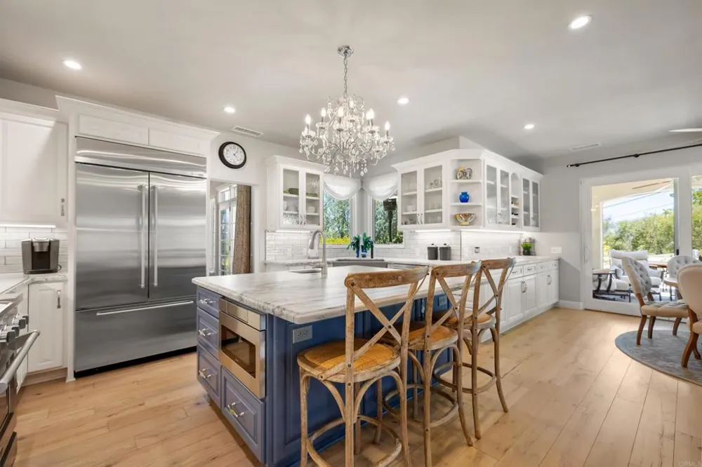 28475 Cerveza Court Escondido, CA 92026