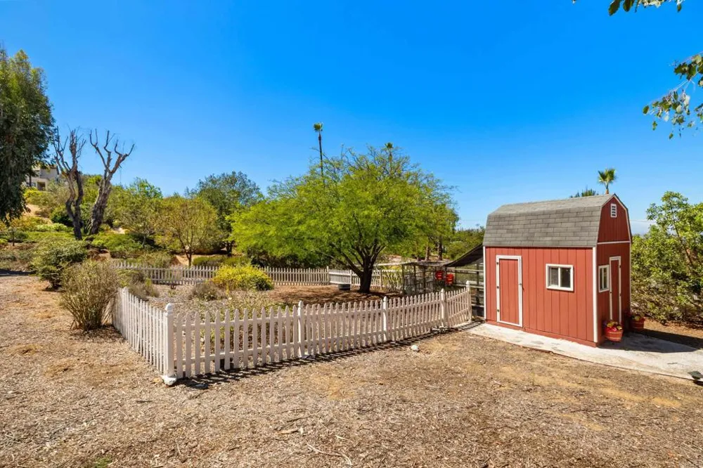 28475 Cerveza Court Escondido, CA 92026
