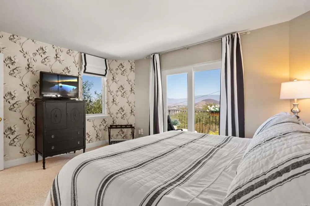28475 Cerveza Court Escondido, CA 92026