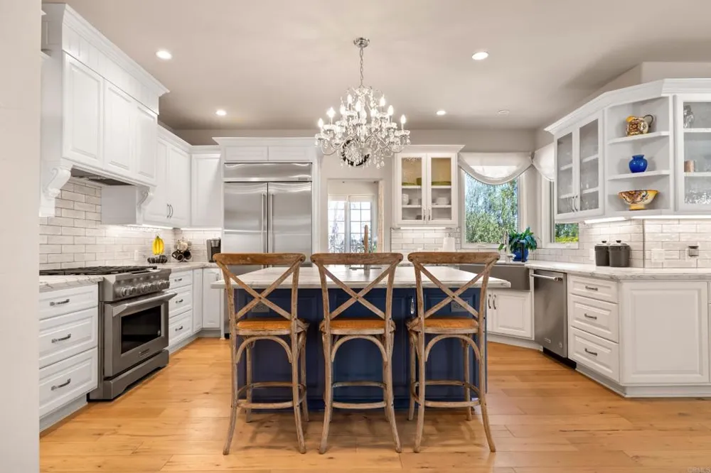 28475 Cerveza Court Escondido, CA 92026