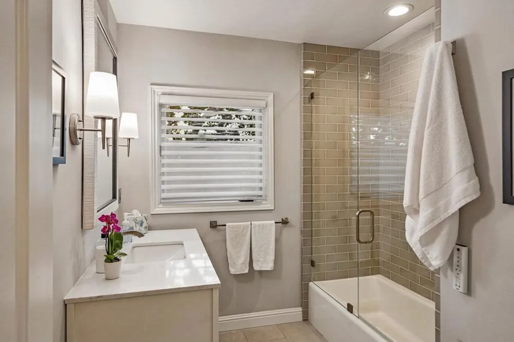1068 Rose Avenue Mountain View, CA 94040