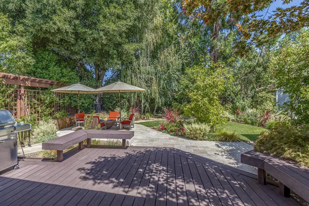 1068 Rose Avenue Mountain View, CA 94040