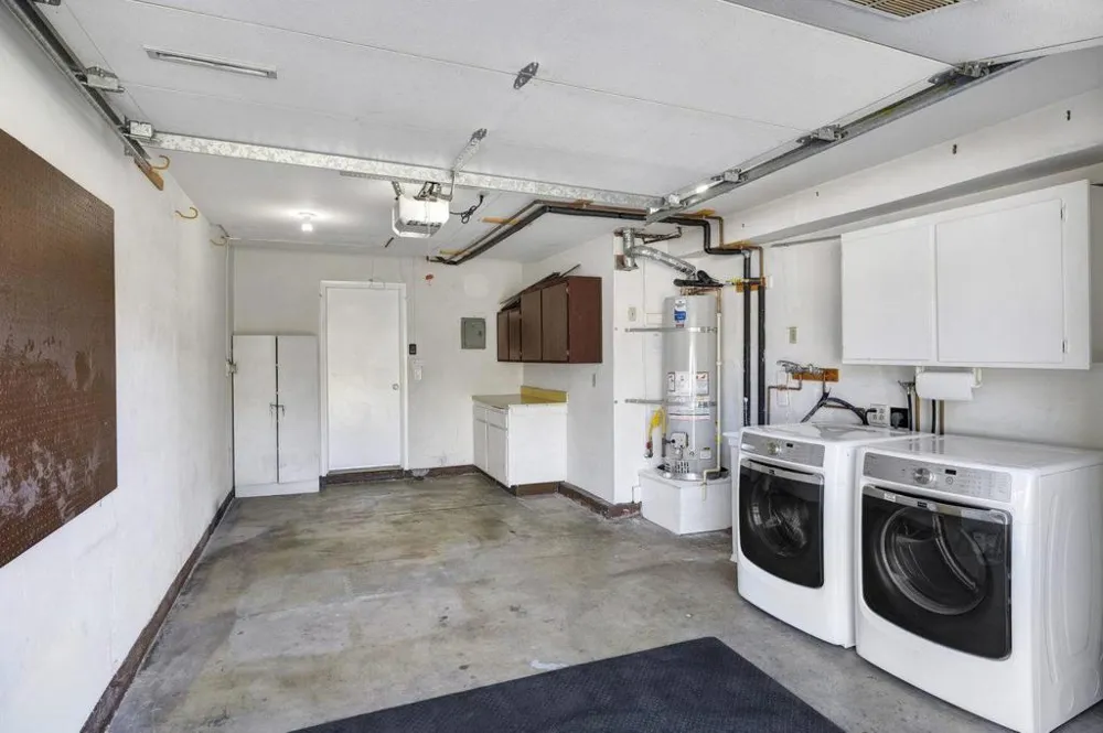 1396 Pinehurst Square San Jose, CA 95117