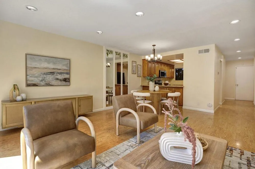 1396 Pinehurst Square San Jose, CA 95117