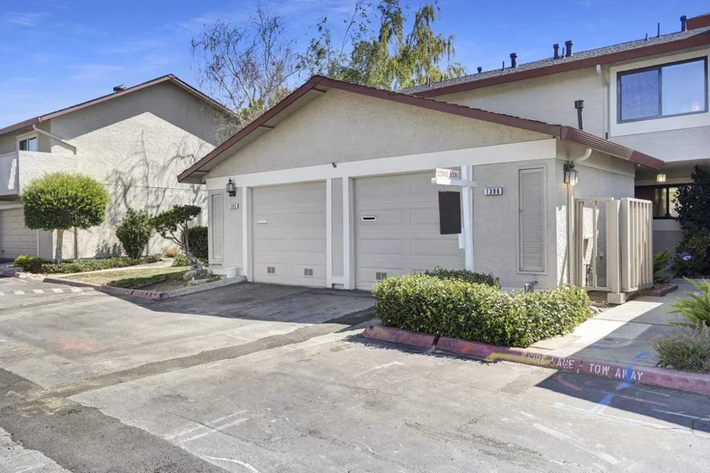 1396 Pinehurst Square San Jose, CA 95117