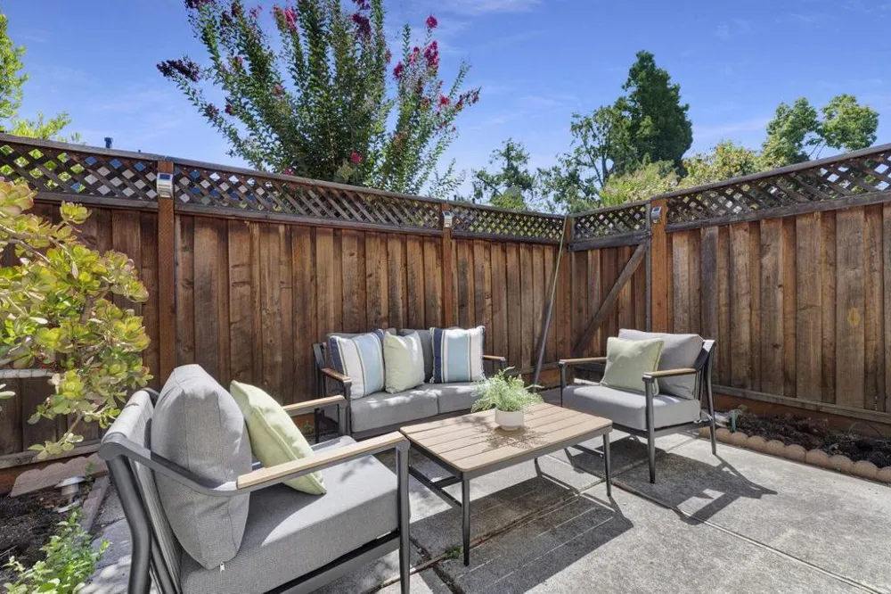1396 Pinehurst Square San Jose, CA 95117