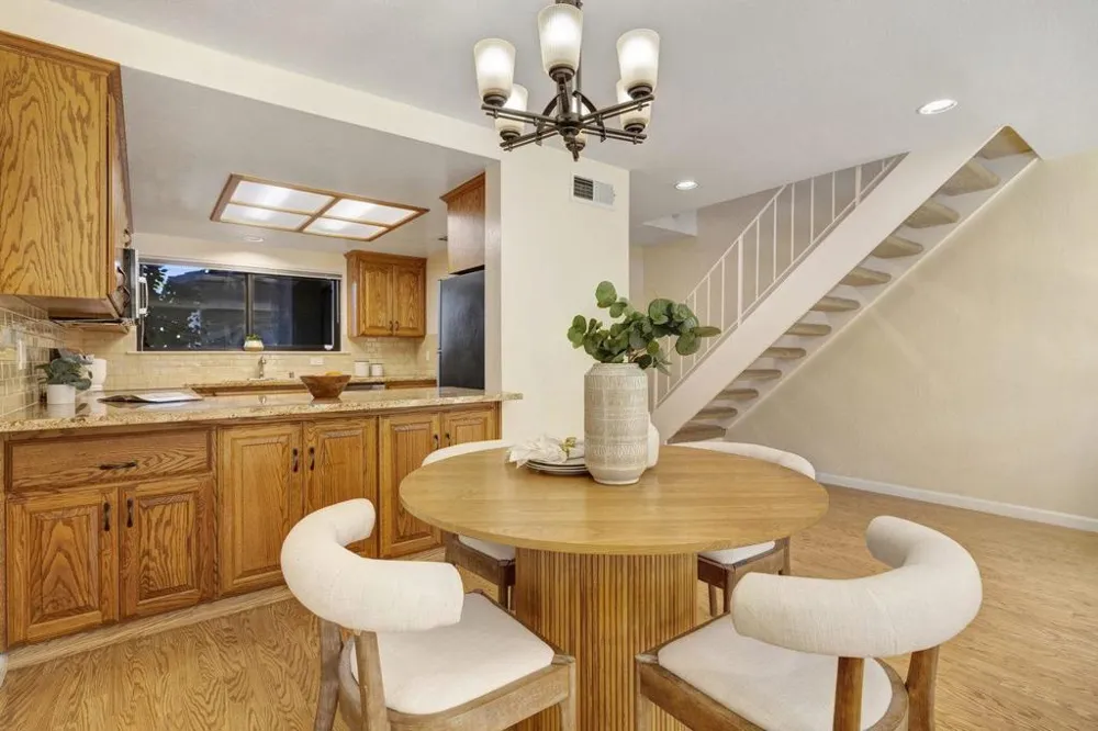 1396 Pinehurst Square San Jose, CA 95117