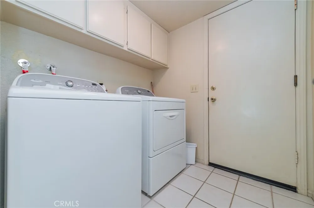 2800 S El Tesoro Hacienda Heights, CA 91745