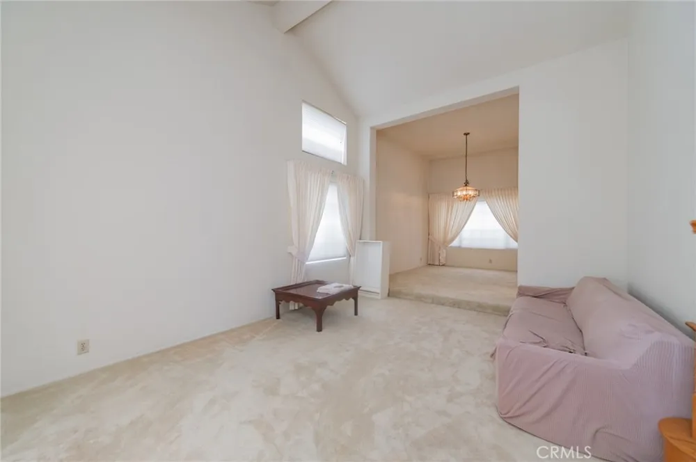 2800 S El Tesoro Hacienda Heights, CA 91745