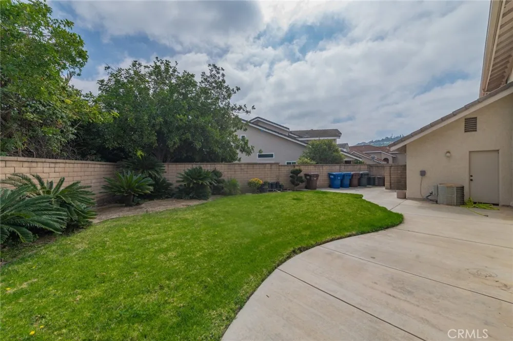 2800 S El Tesoro Hacienda Heights, CA 91745