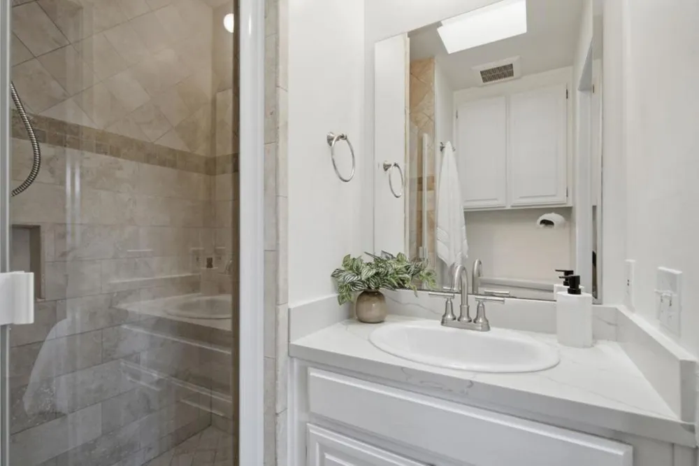 16 Lorton Avenue #3 Burlingame, CA 94010