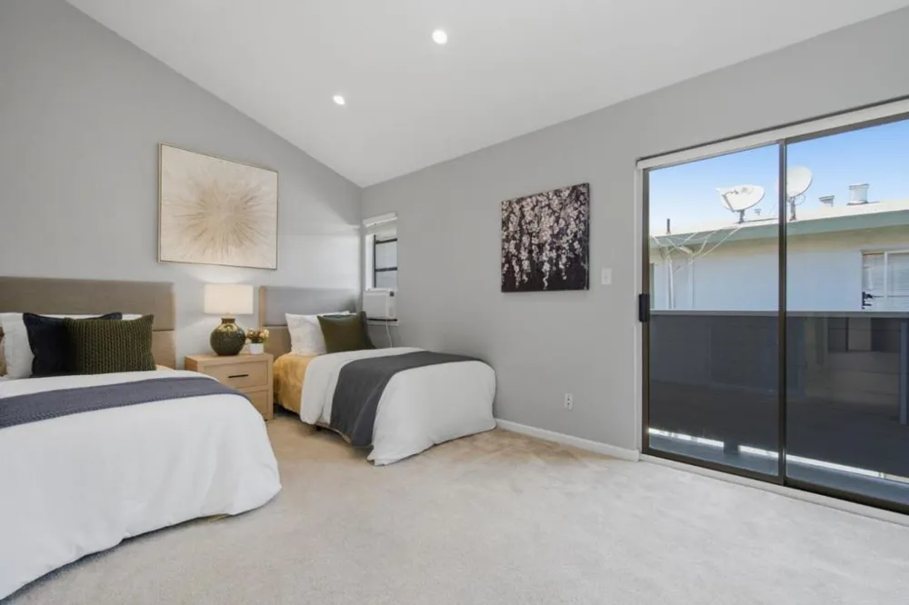 16 Lorton Avenue #3 Burlingame, CA 94010