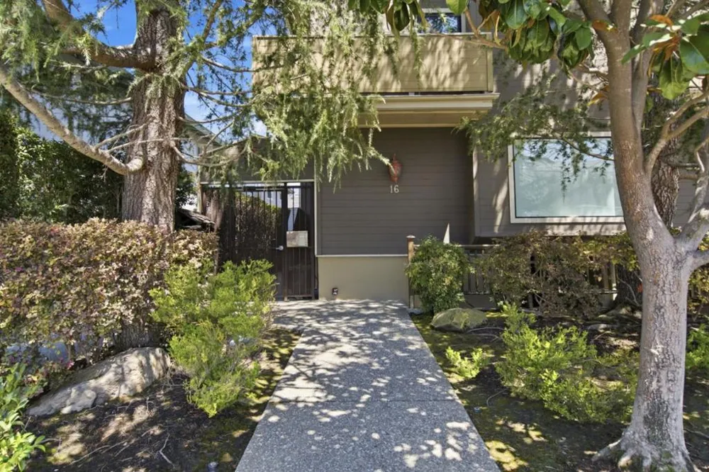 16 Lorton Avenue #3 Burlingame, CA 94010