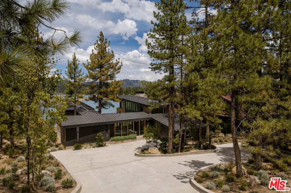 39224 Waterview Drive Big Bear, CA 92315