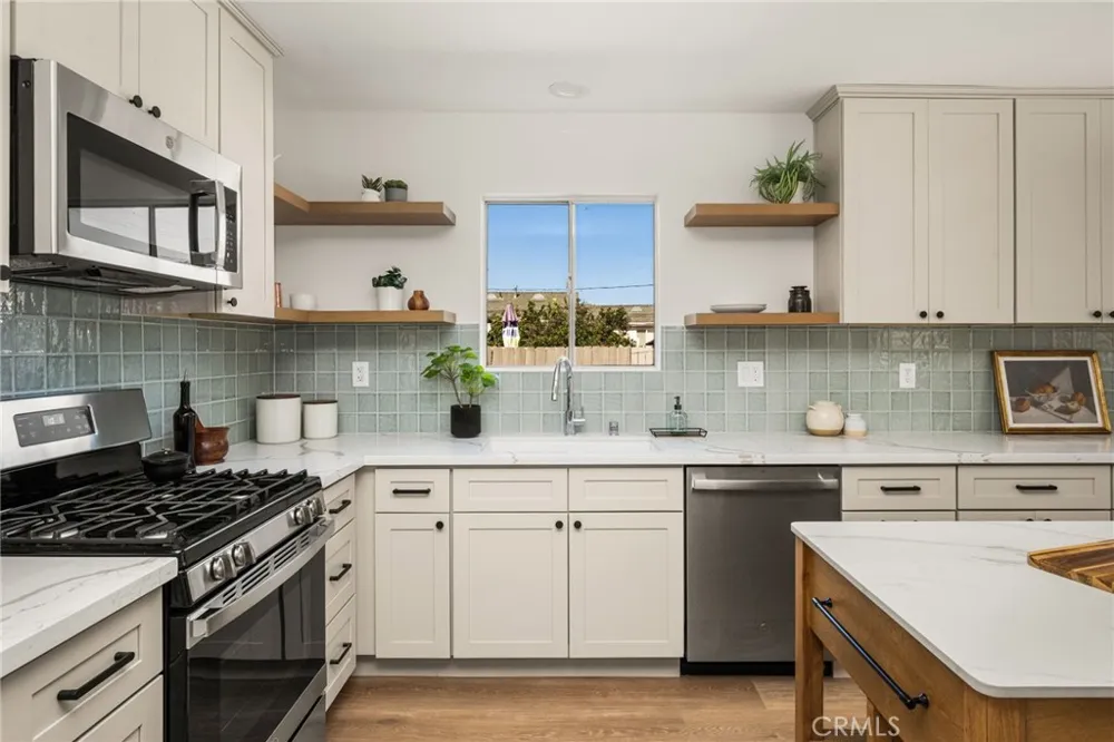 4817 W 136th Street Hawthorne, CA 90250
