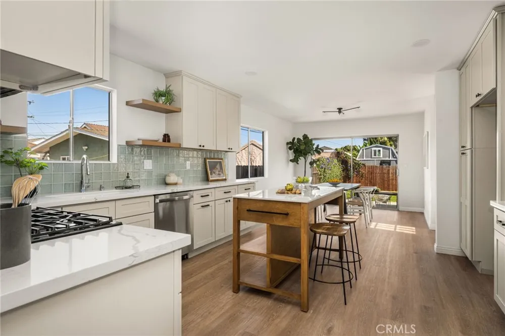 4817 W 136th Street Hawthorne, CA 90250