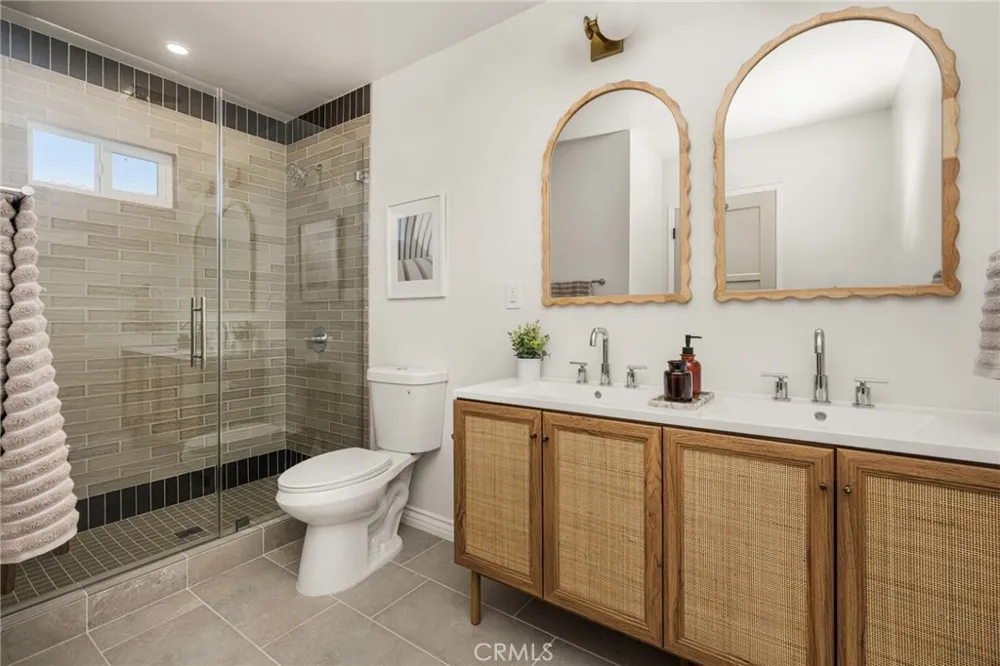 4817 W 136th Street Hawthorne, CA 90250