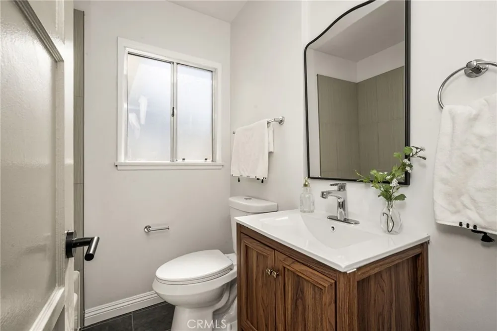 4817 W 136th Street Hawthorne, CA 90250