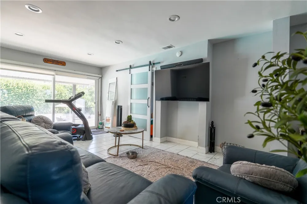 2245 Vista Rd La Habra Heights, CA 90631