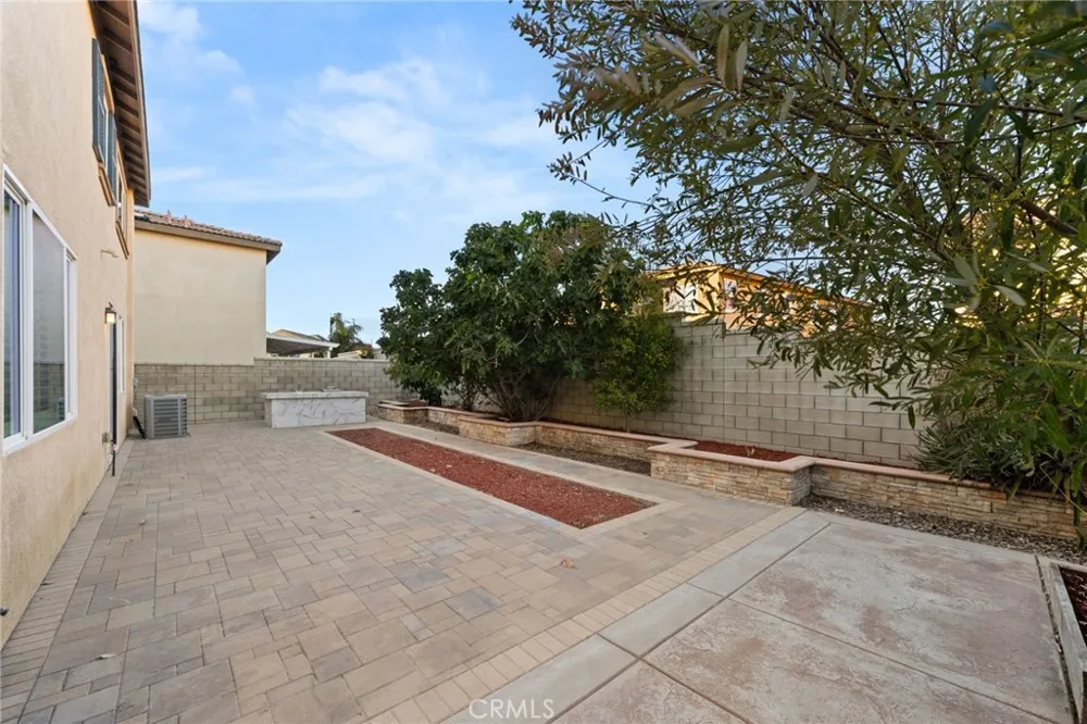 6898 Cache Way Jurupa Valley, CA 91752
