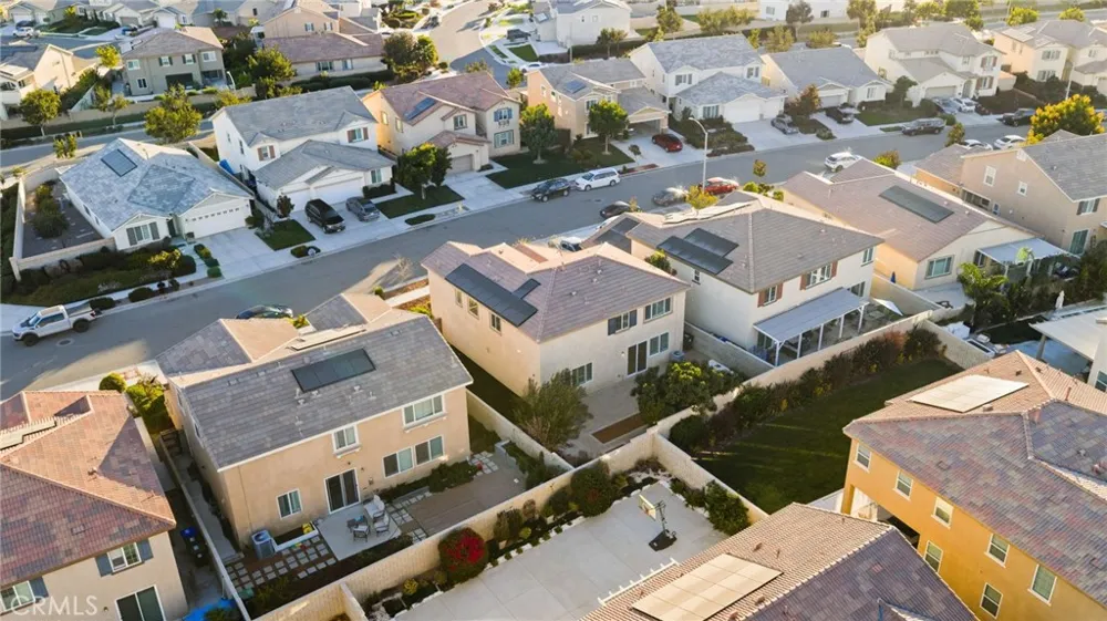 6898 Cache Way Jurupa Valley, CA 91752