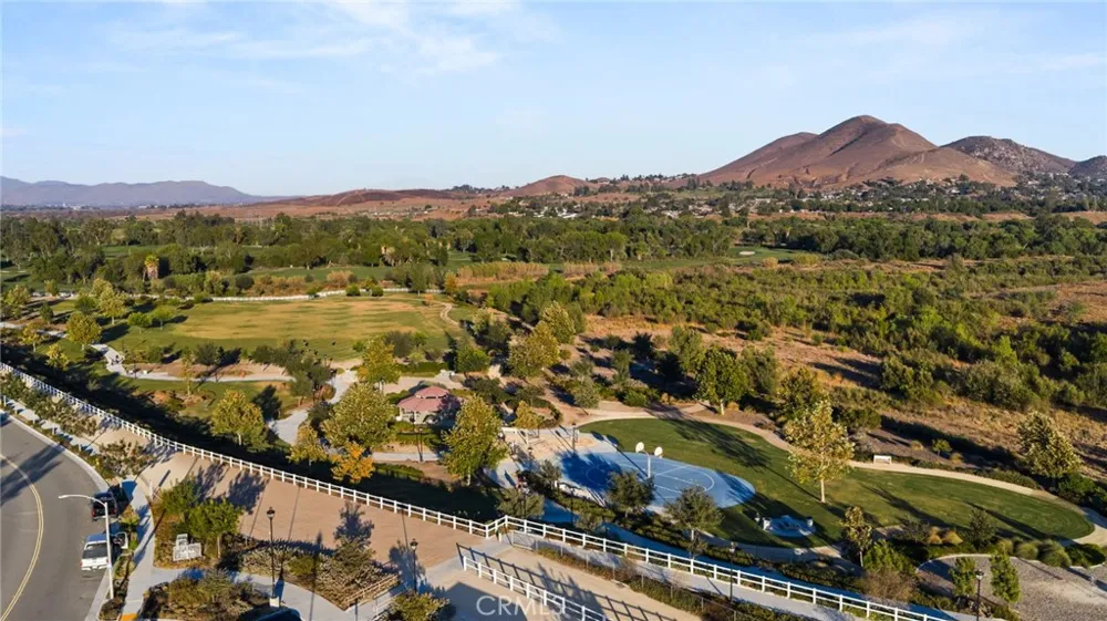 6898 Cache Way Jurupa Valley, CA 91752