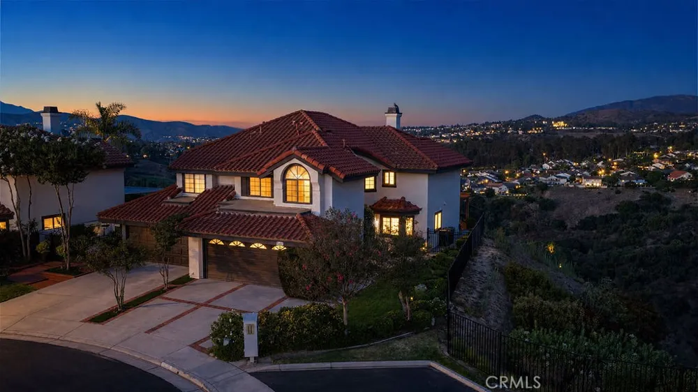 6245 E Quartz Anaheim Hills, CA 92807