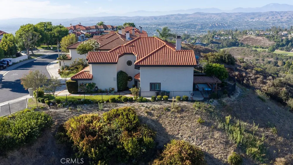 6245 E Quartz Anaheim Hills, CA 92807