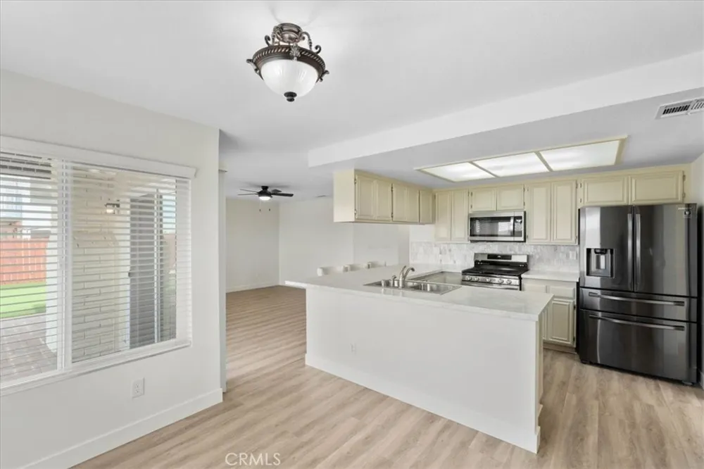 12242 San Ysidro Victorville, CA 92392