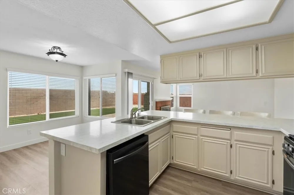 12242 San Ysidro Victorville, CA 92392