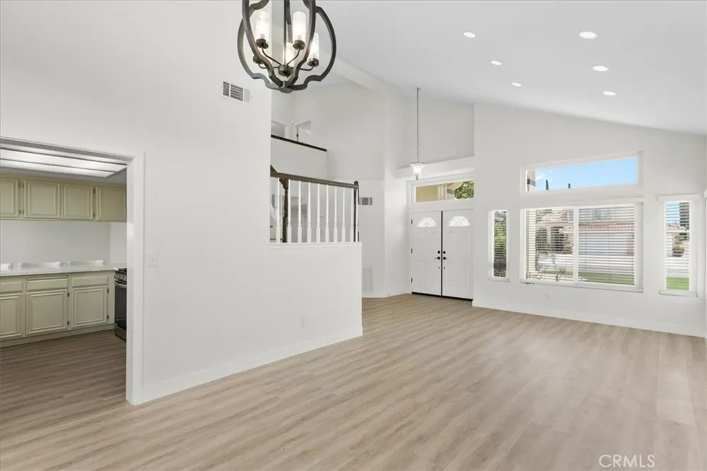 12242 San Ysidro Victorville, CA 92392