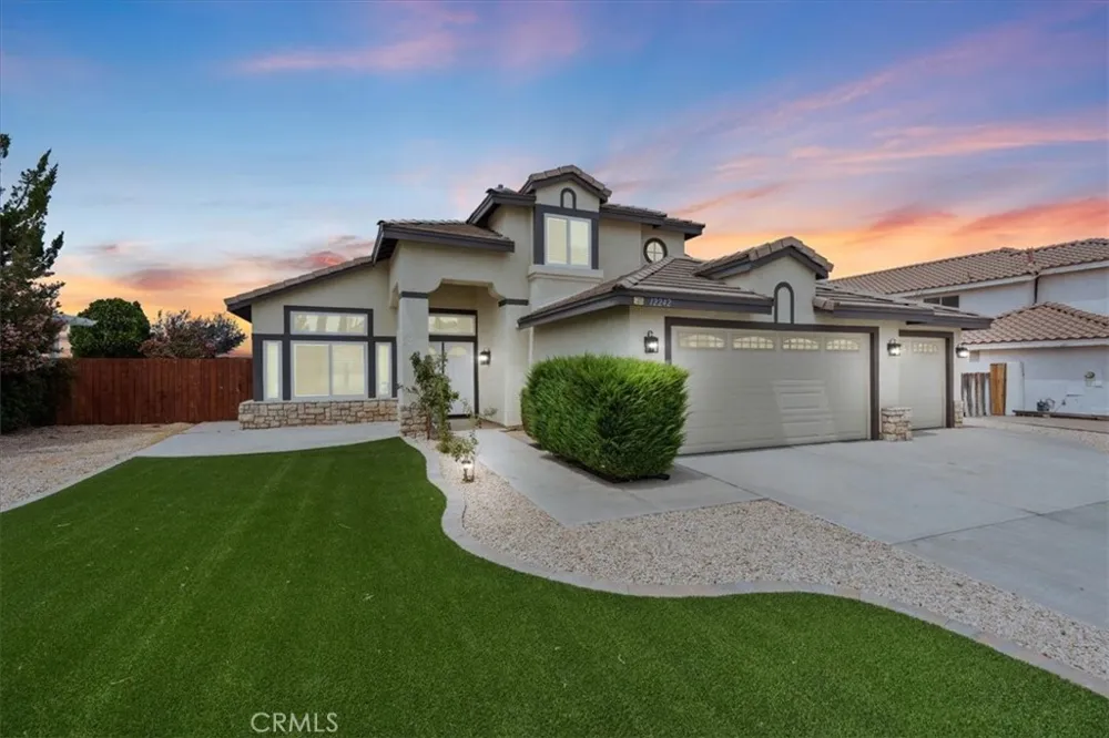 12242 San Ysidro Victorville, CA 92392